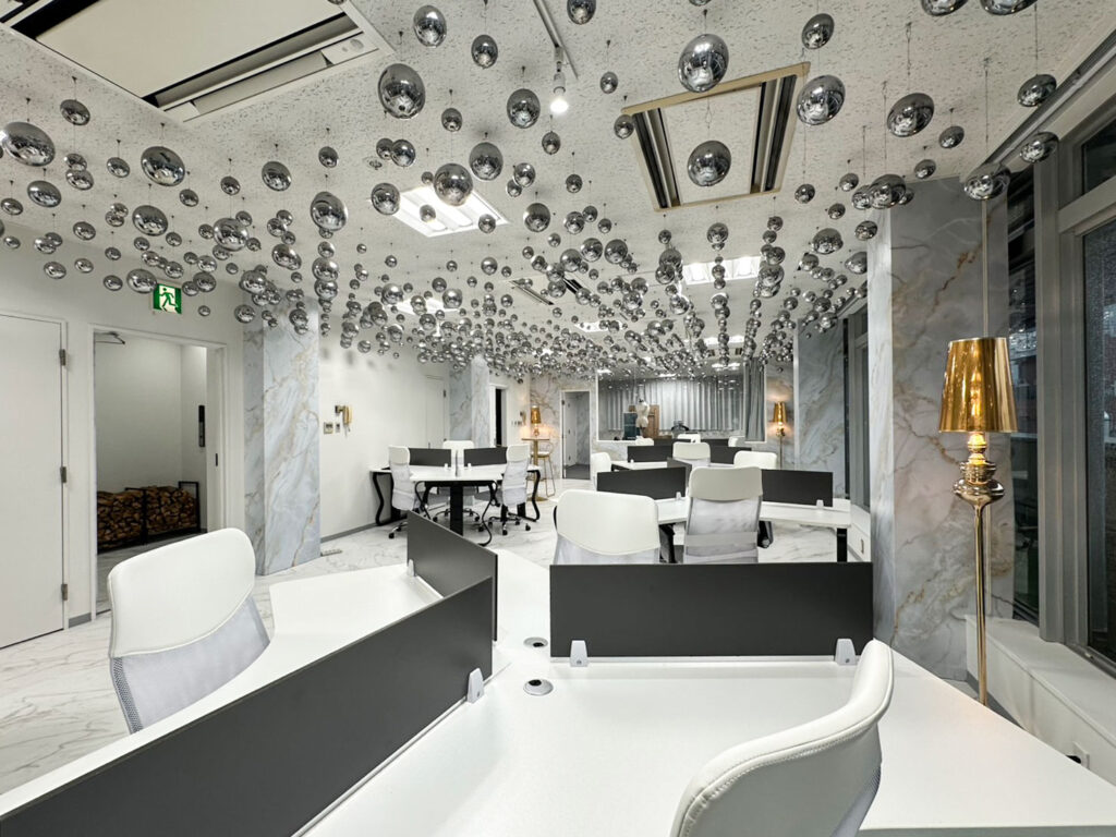 BUZZ GROUP 内装デザイン 1